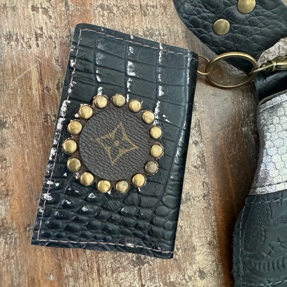 Keep it Gypsy patchwork Upcycled LV Leather Bum Crossbody Bag & Card wallet - Picture 5 of 6